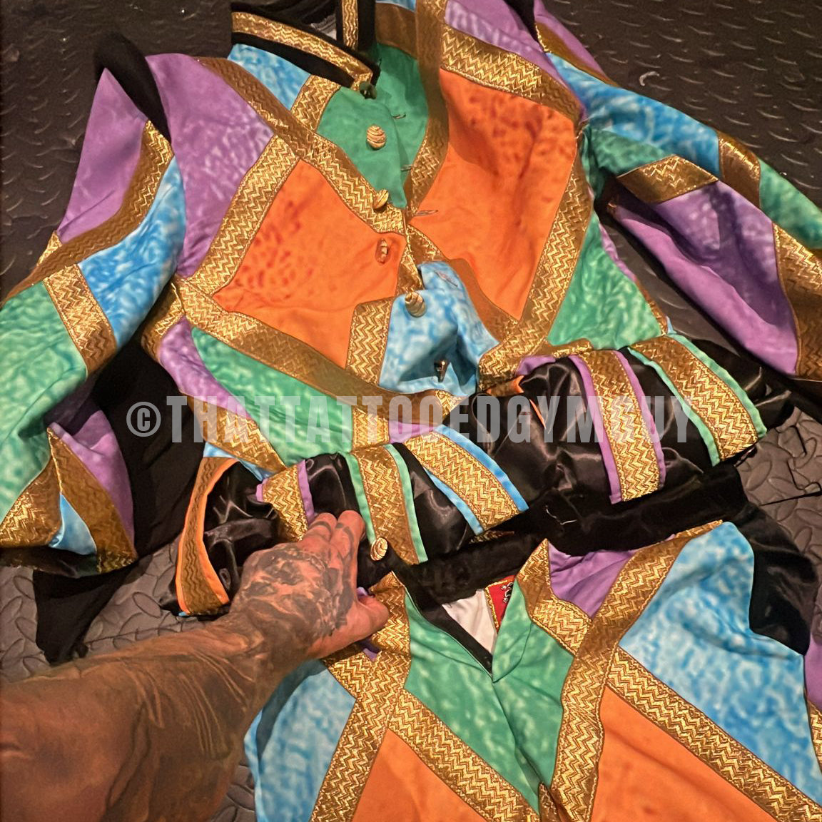 Costume from tonights live show 01/07/26